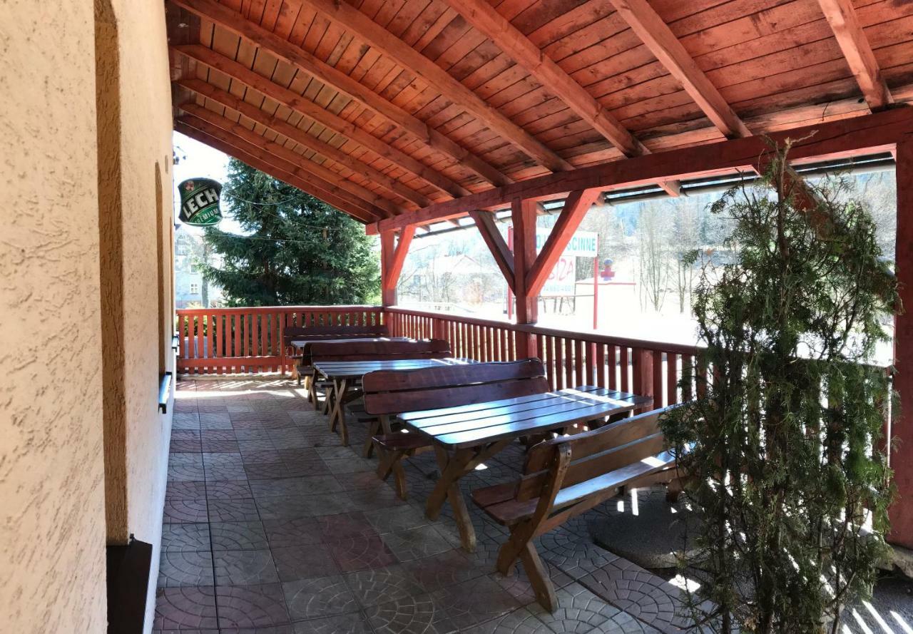루드비코비체 클로드즈키 Restauracja Ibiza 아파트 호텔 외부 사진